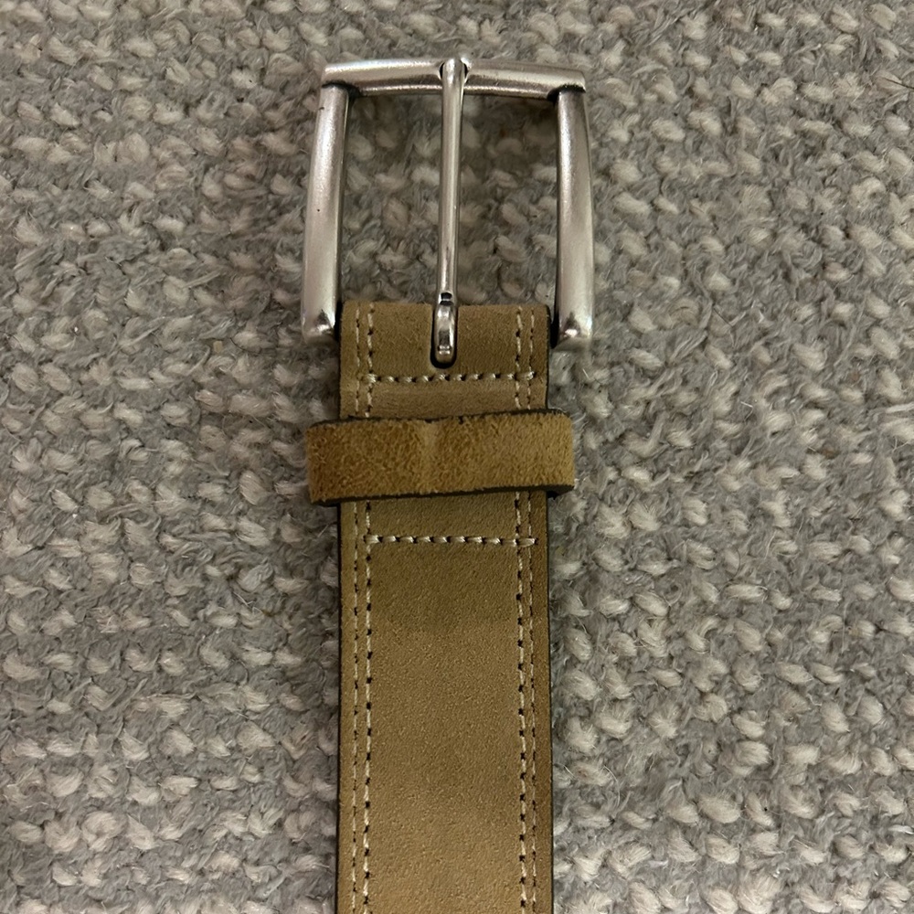 Allen Edmonds Men’s light suede belt